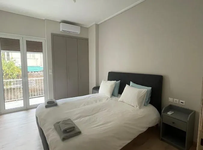 Optimal Point - Spacious Koukaki Apt