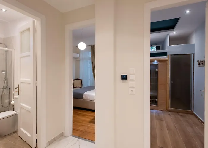 Blue Ark Lavish Sauna Suite
