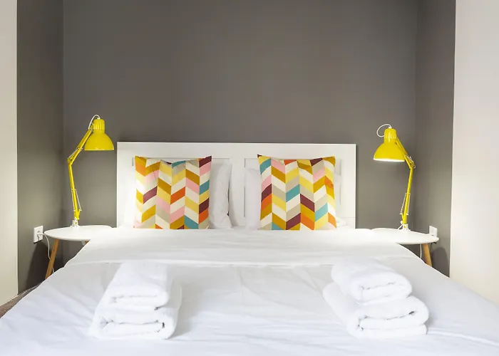 Psirri Place Economy Apartments Centrally Located